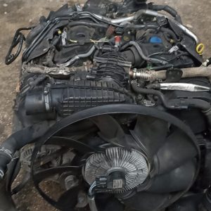 2.7 Land Rover dolu motor